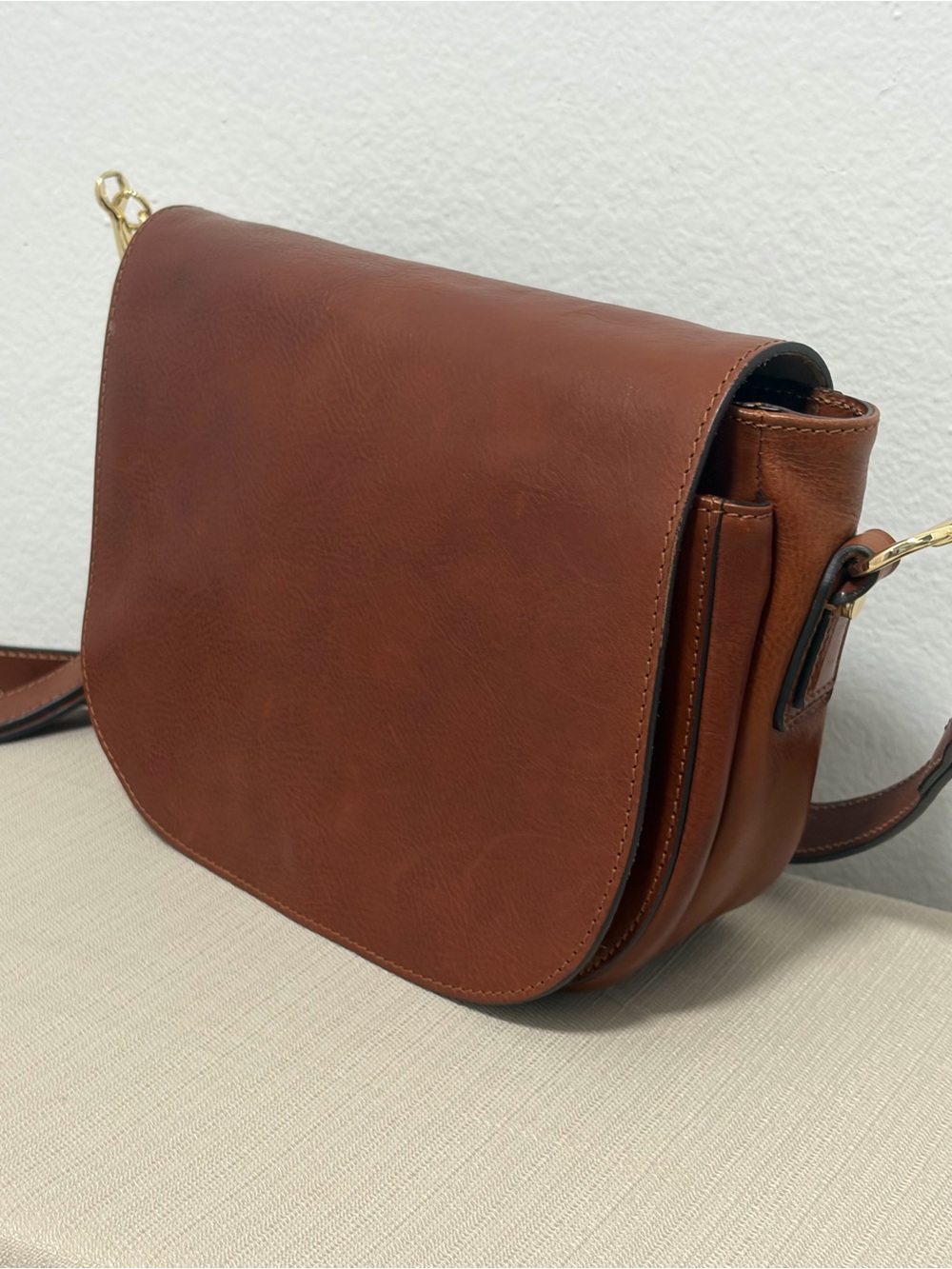 Floto Chestnut Brown Italian Leather Saddle Bag - Like New